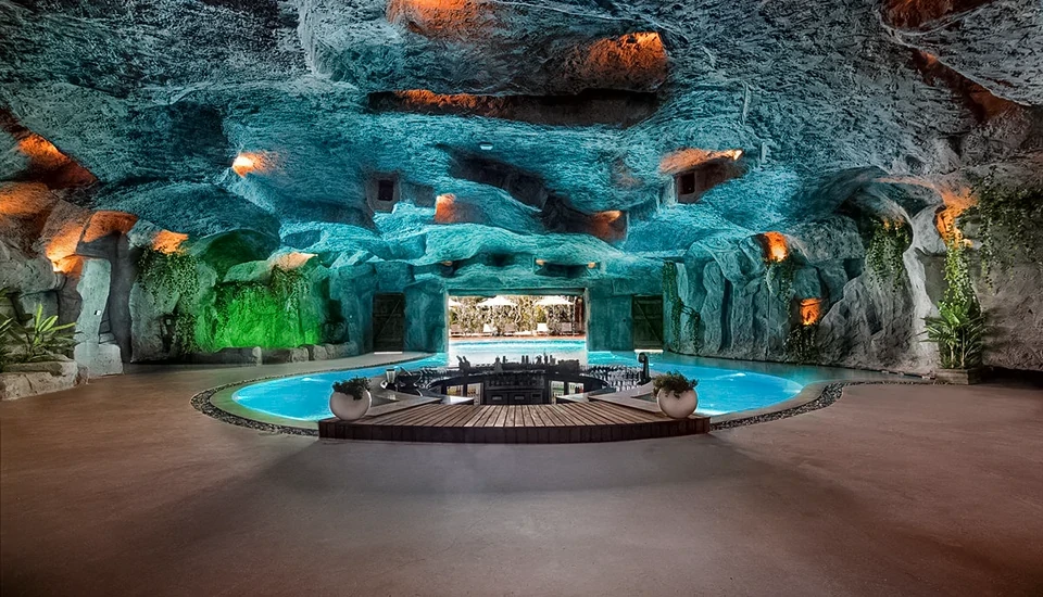 هتل رگنوم کاریا آنتالیا